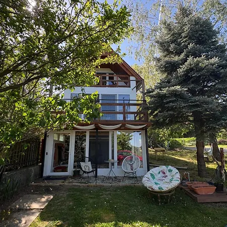 Balaton Newhill - Panorama View Homestay *